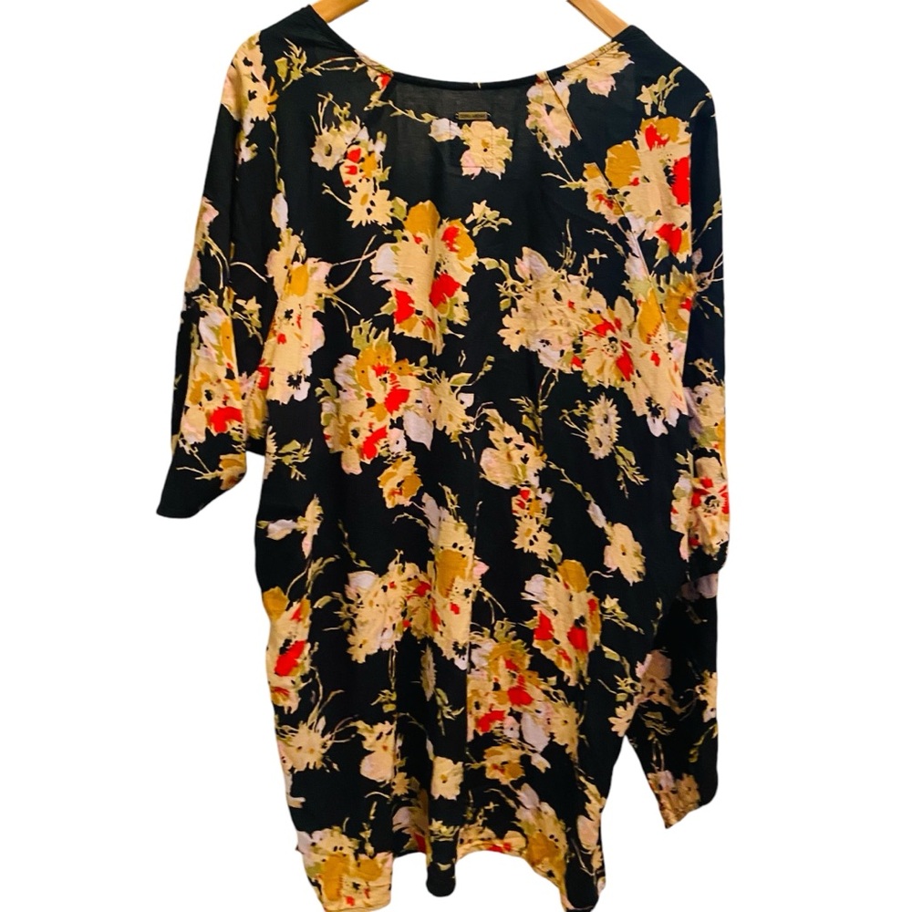 Billabong Black Floral Kimono - Picture 4 of 8